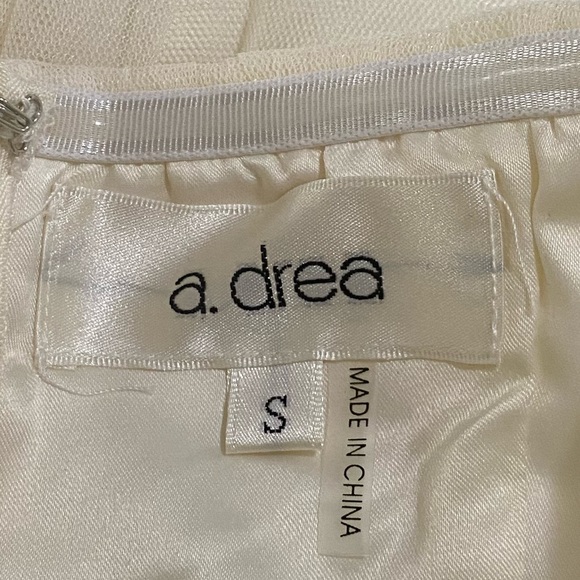 A. Drea sz S Off-White with Black Trim Strapless Tulle Dress with Lace Accents - Picture 3 of 8